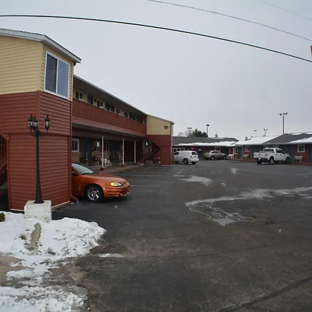Chippewa Motel Mount Pleasant-3